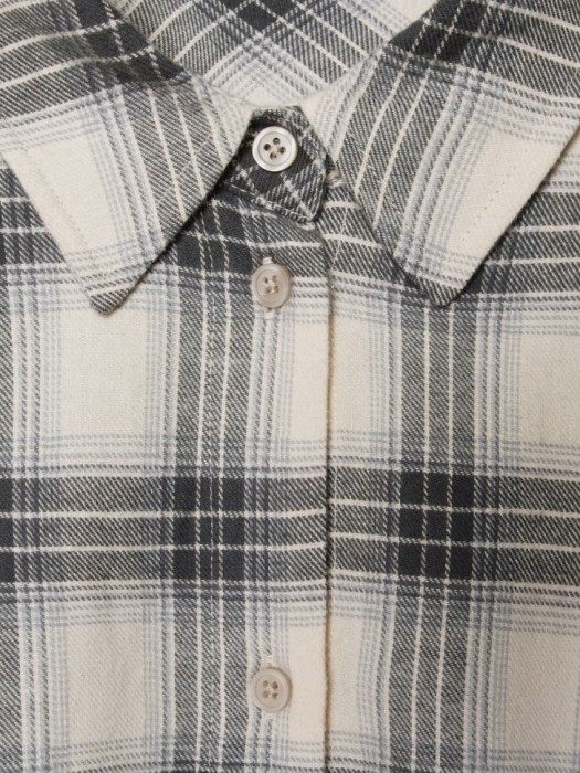 рубашка оверсайз из хлопка из хлопка спереди