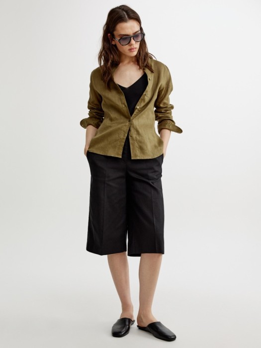 рубашка оверсайз из льна от бренда sela вид слева