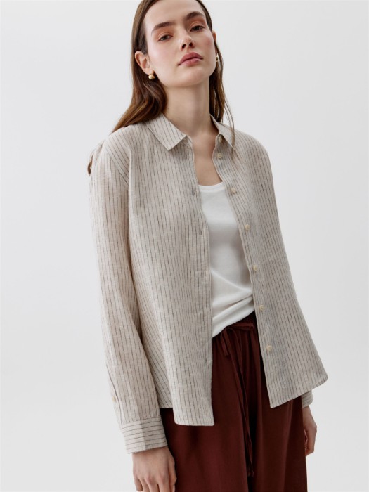 рубашка оверсайз из льна по цене 4599 руб вид справа