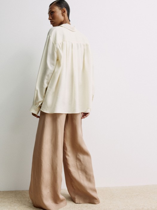 рубашка оверсайз из рами и лиоцелла премиум качества от бренда sela вид слева