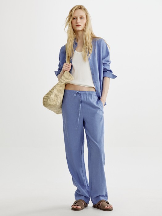 рубашка оверсайз из смесового льна от бренда sela вид слева