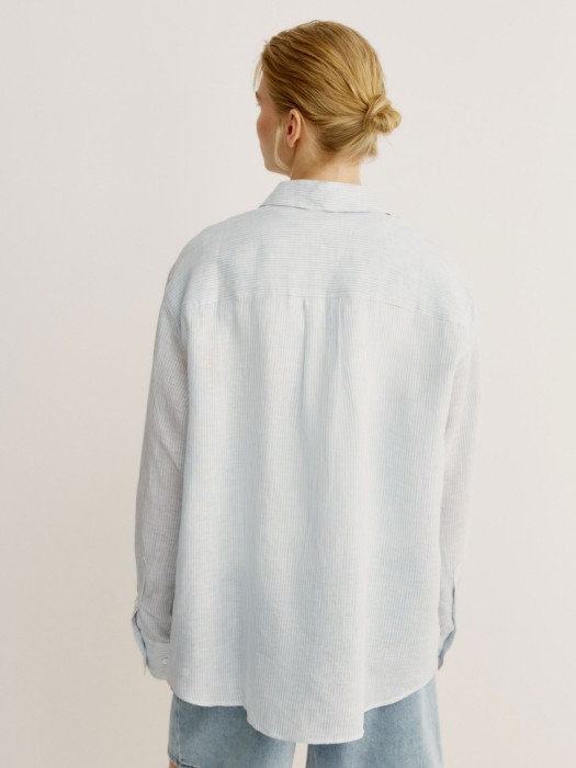 рубашка оверсайз из тонкого льна по цене 4599 руб вид справа
