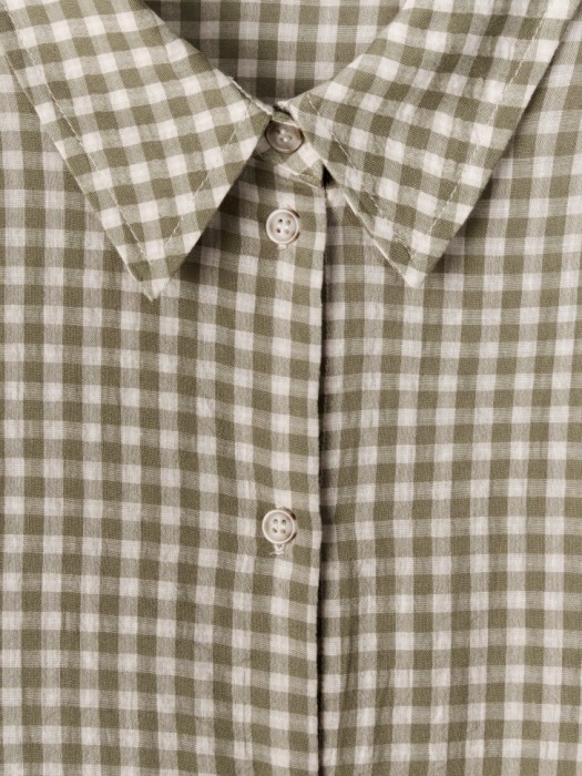 рубашка оверсайз из вискозы и хлопка в клетку от бренда sela вид слева