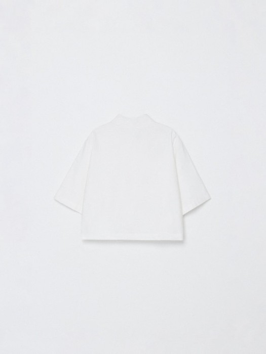 Товар белого цвета с внутренней стороны