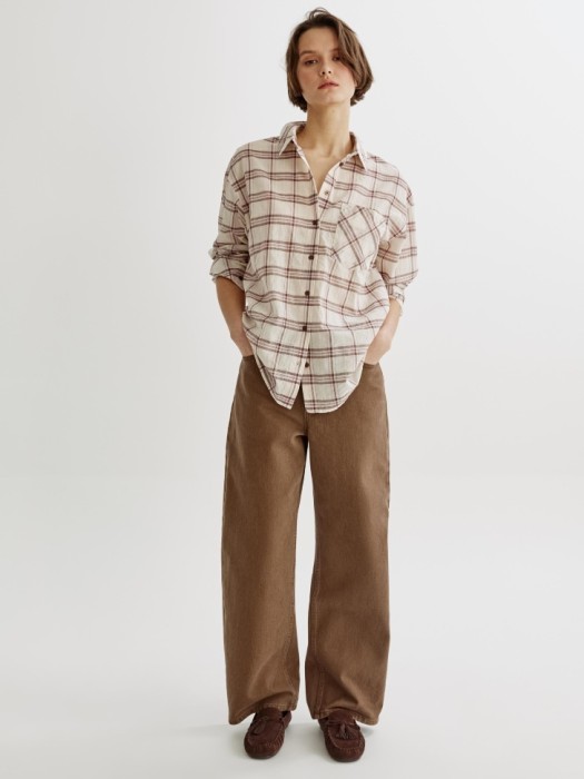 рубашка оверсайз в клетку из жатой ткани от бренда sela вид слева