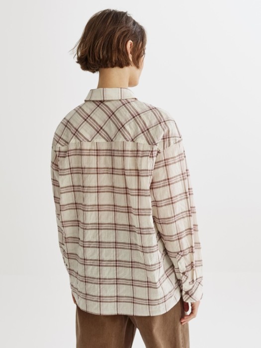 рубашка оверсайз в клетку из жатой ткани из россии вид сбоку