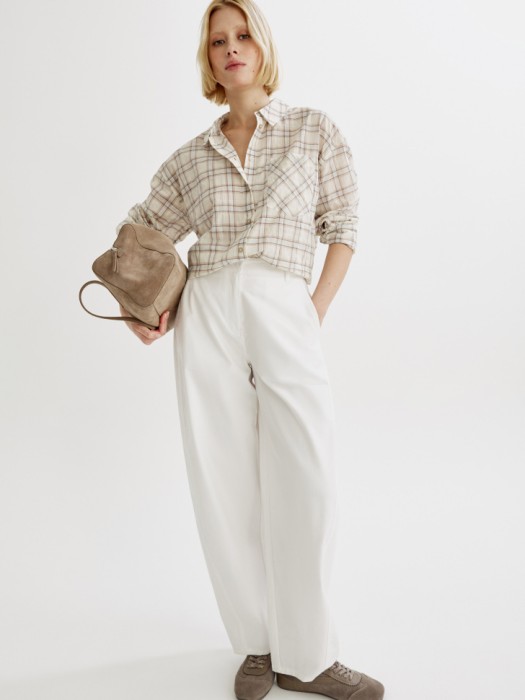 рубашка оверсайз в клетку из жатой ткани от бренда sela вид слева