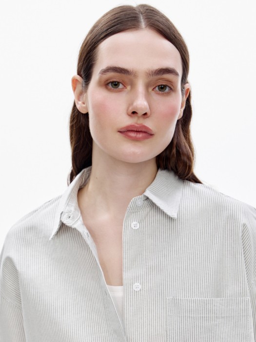 рубашка оверсайз в полоску по цене 3299 руб вид справа