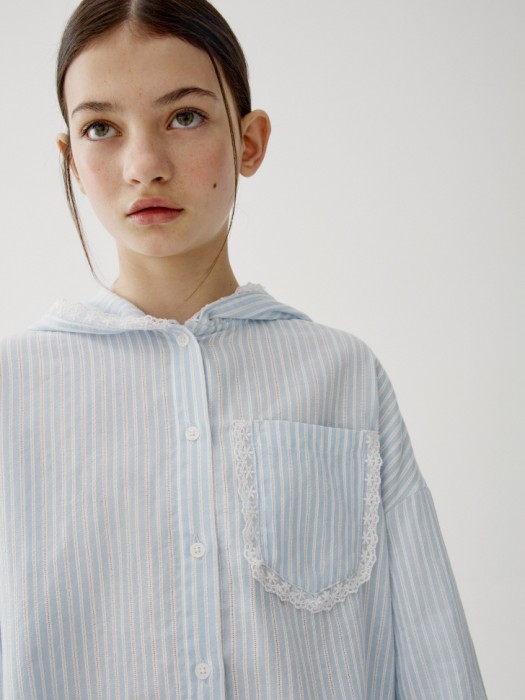 рубашка с капюшоном для девочек по цене 2499 руб вид справа