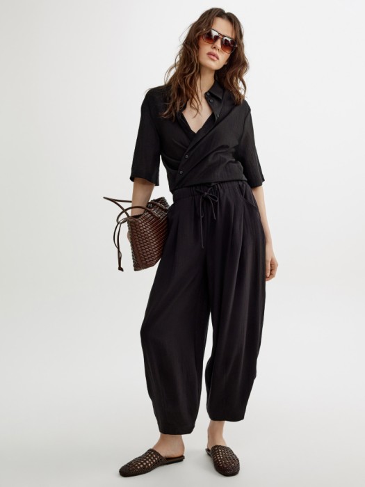 рубашка с коротким рукавом из смесовой вискозы от бренда sela вид слева