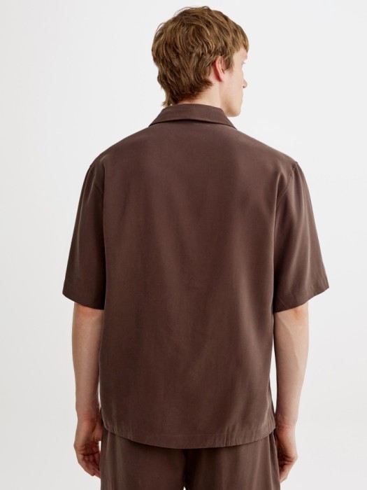 рубашка с коротким рукавом по цене 3299 руб вид справа