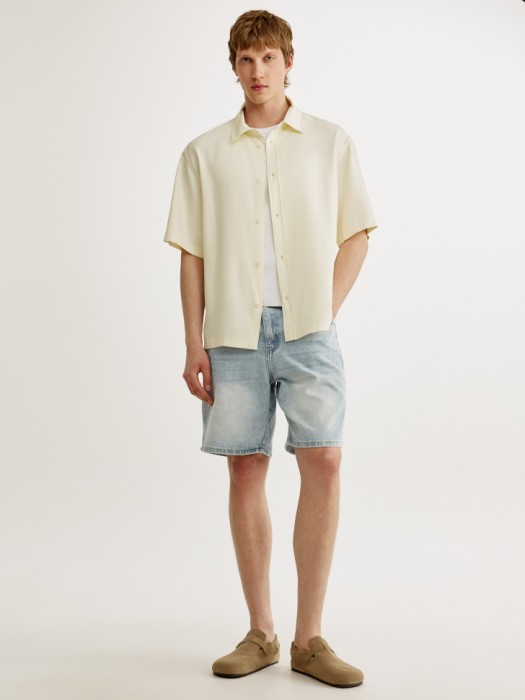 рубашка с коротким рукавом от бренда sela вид слева