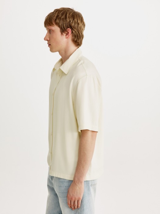 рубашка с коротким рукавом из россии вид сбоку
