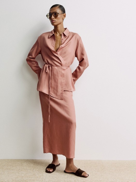 рубашка с запахом из тенселя и льна премиум качества от бренда sela вид слева