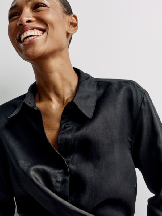 рубашка с запахом из тенселя и льна премиум качества по цене 5599 руб вид справа