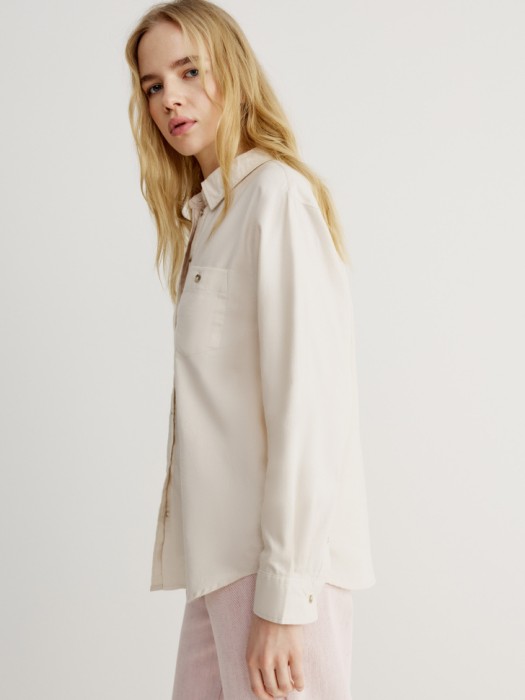 рубашка свободного кроя из хлопка из россии вид сбоку