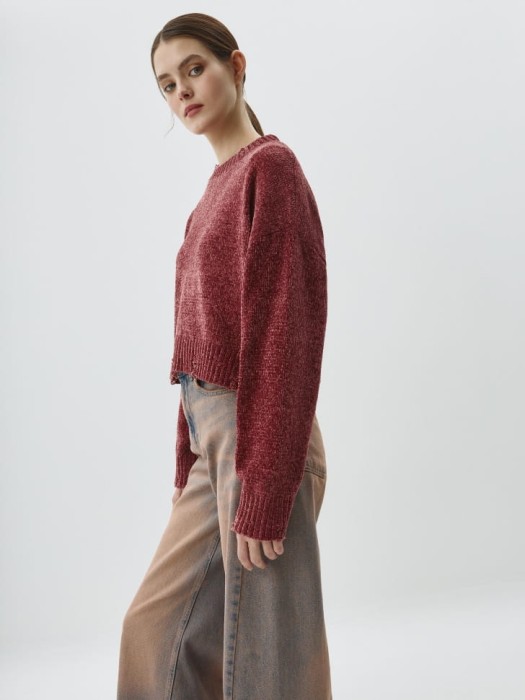 рваный джемпер в стиле гранж из россии вид сбоку