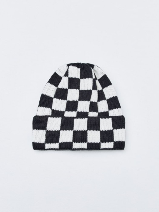 шапка в клетку детская из коллекции  archive от бренда sela вид слева