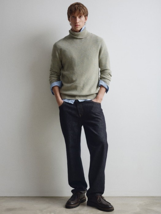 шерстяной свитер премиум качества от бренда sela вид слева