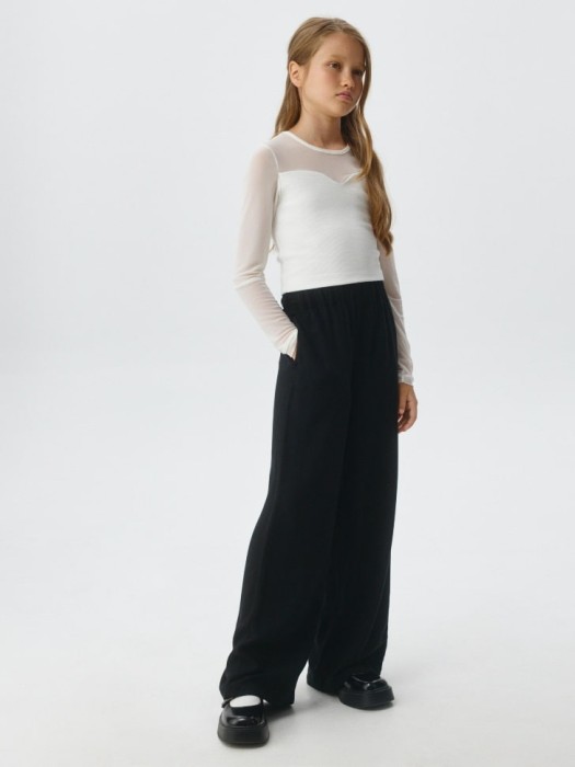 широкие брюки для девочек от бренда sela вид слева