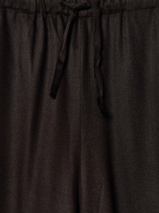 широкие брюки из сатиновой вискозы для девочек из россии вид сбоку