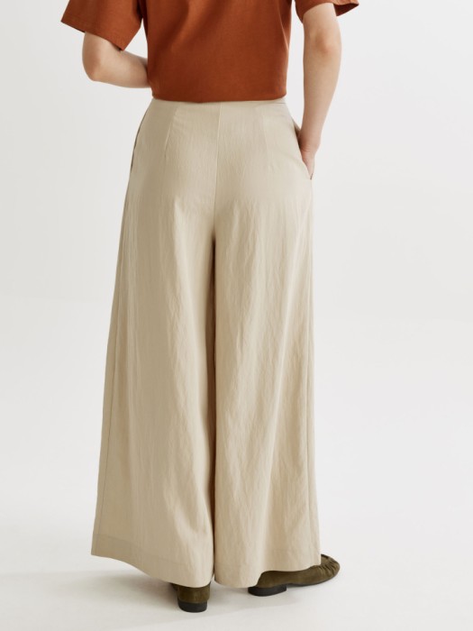 широкие брюки из смесовой вискозы по цене 3599 руб вид справа