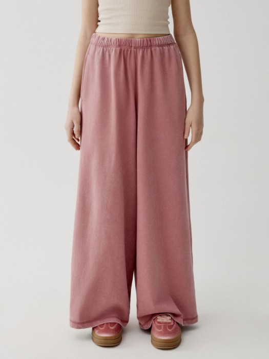 широкие брюки с эффектом стирки для девочек от бренда sela вид слева