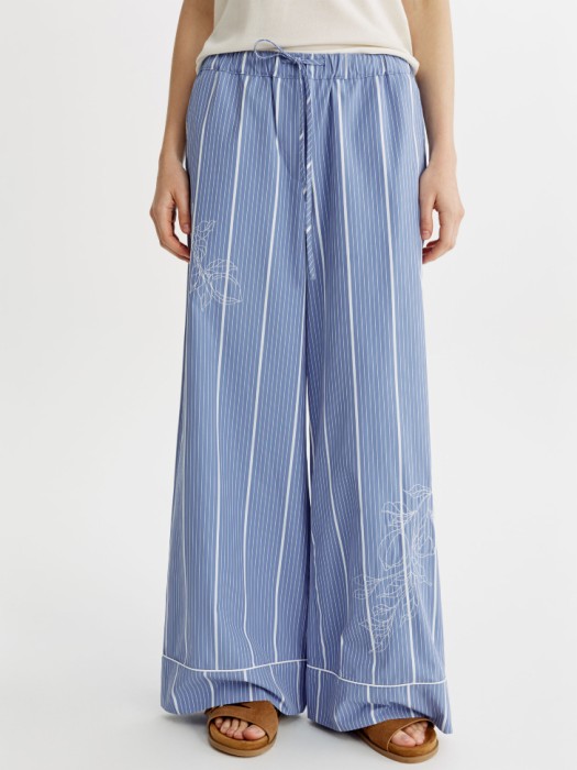 широкие брюки в полоску с вышивкой из смесового хлопка от бренда sela вид слева