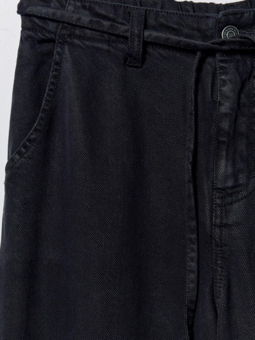 широкие джинсы из лиоцелла из лиоцелловой ткани спереди