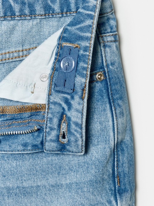 широкие джинсы с оборками для девочек универсального стиля с лицевой стороны