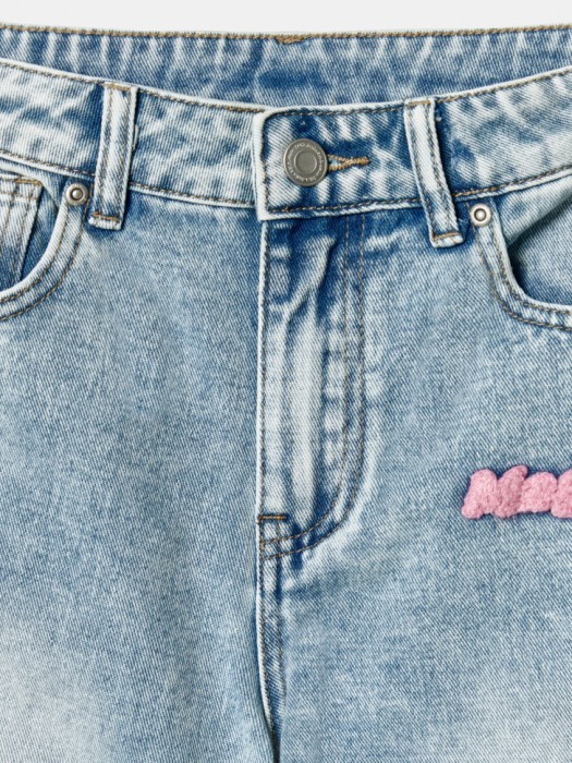 широкие джинсы с вышивкой для девочек из хлопка спереди