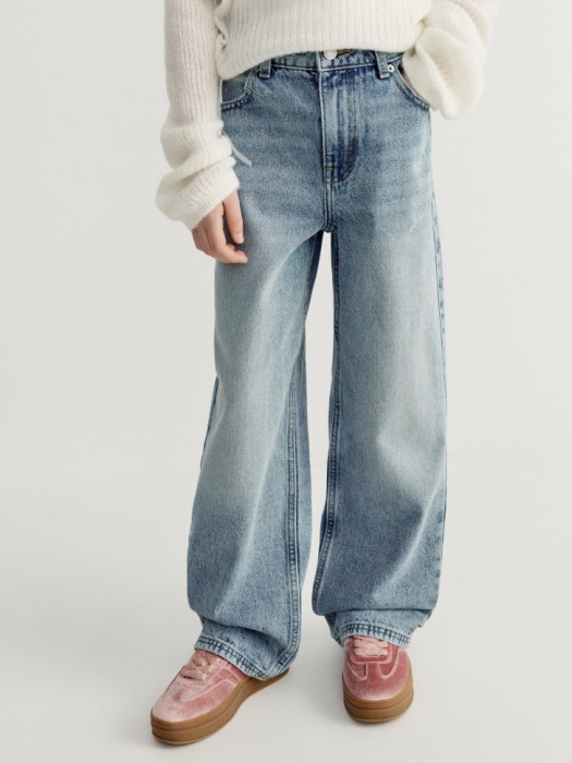 широкие джинсы с высокой посадкой для девочек от бренда sela вид слева