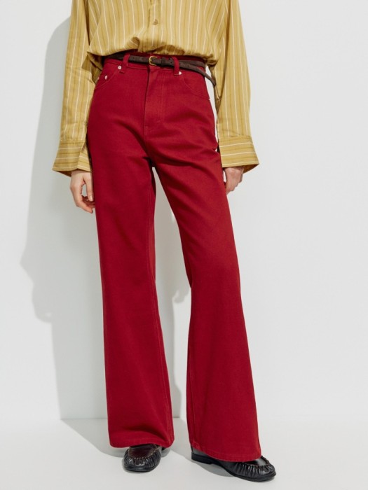 широкие джинсы с высокой посадкой от бренда sela вид слева