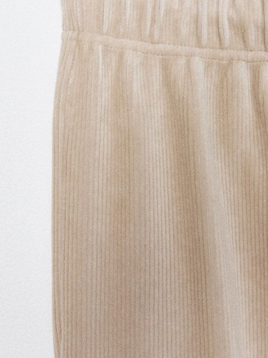 Товар с артикулом 4680798548678 вид сзади