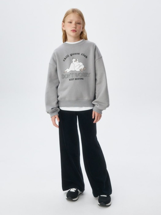 широкие вельветовые брюки для девочек от бренда sela вид слева