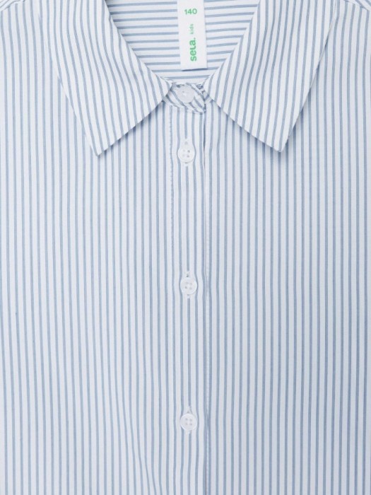 школьная рубашка оверсайз для девочек из льна спереди