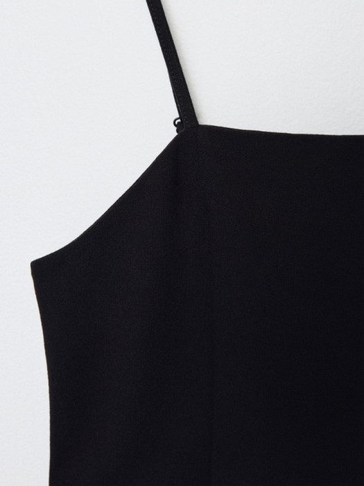 школьное платье на бретелях для девочек из льна спереди