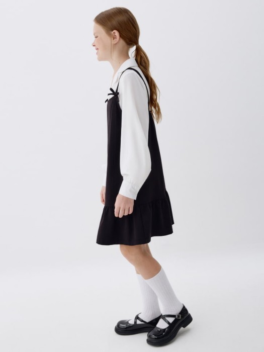 школьный сарафан с бантиками для девочек от бренда sela вид слева