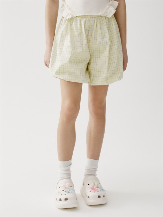 шорты-баллон для девочек от бренда sela вид слева