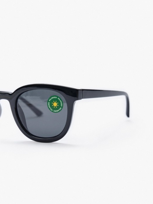 солнцезащитные очки детские от бренда sela вид слева