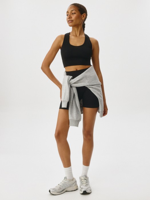 спортивные велосипедки спортивного стиля с лицевой стороны