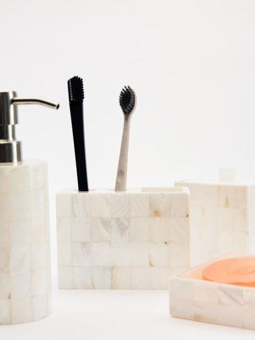 стакан для зубных щеток с перламутровым эффектом по цене 1799 руб вид справа