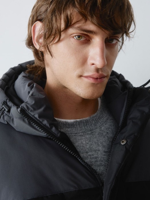 стеганая куртка оверсайз из россии вид сбоку