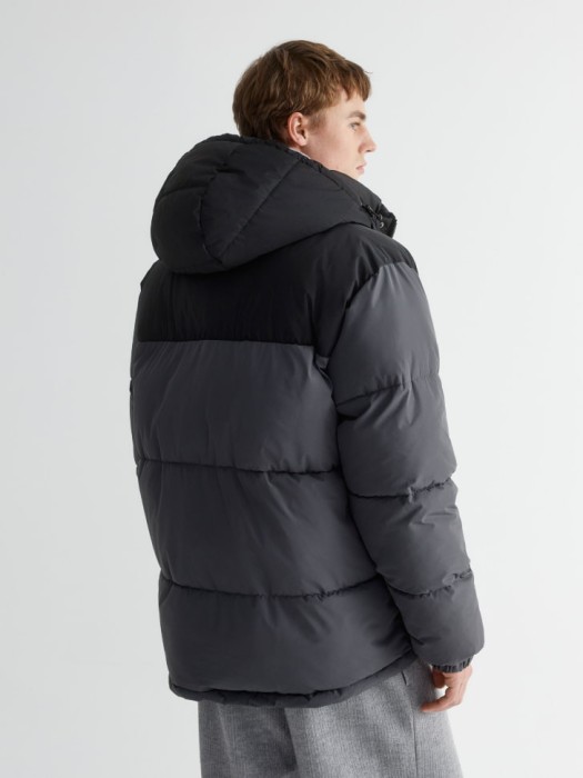 стеганая куртка оверсайз из россии вид сбоку