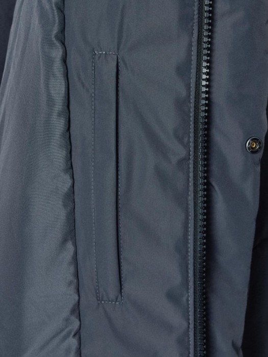 стеганая куртка оверсайз для взрослого возраста с изнаночной стороны