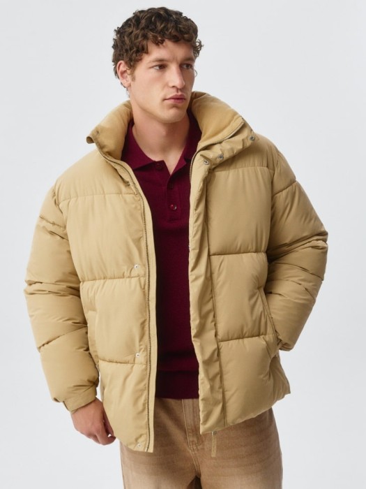 стеганая куртка оверсайз от бренда sela вид слева