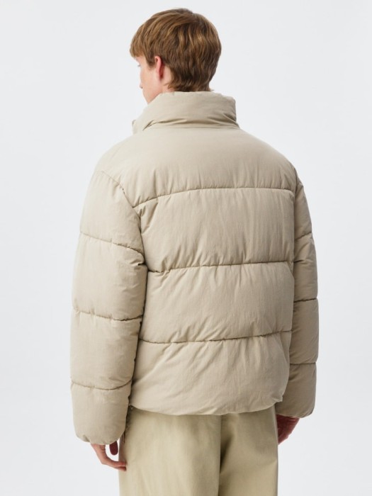 стеганая утепленная куртка оверсайз из россии вид сбоку