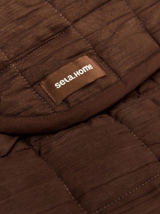 стеганое покрывало 240х220 см от бренда sela вид слева