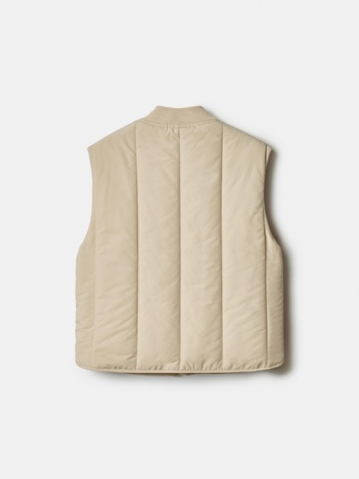 стеганый дутый жилет для девочек из россии вид сбоку