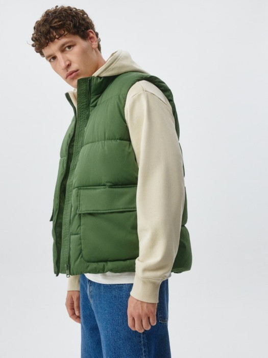 стеганый жилет из твила по цене 2999 руб вид справа